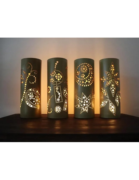 Lanterna di bambù Take-Akari illuminata, realizzata con il kit STAR-M 601S